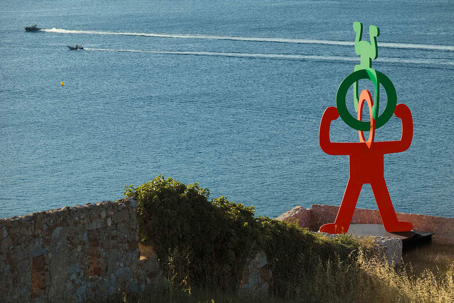 Vue de l’exposition Keith Haring à la Citadelle de Saint-Tropez, Saint-Tropez, France, 2021