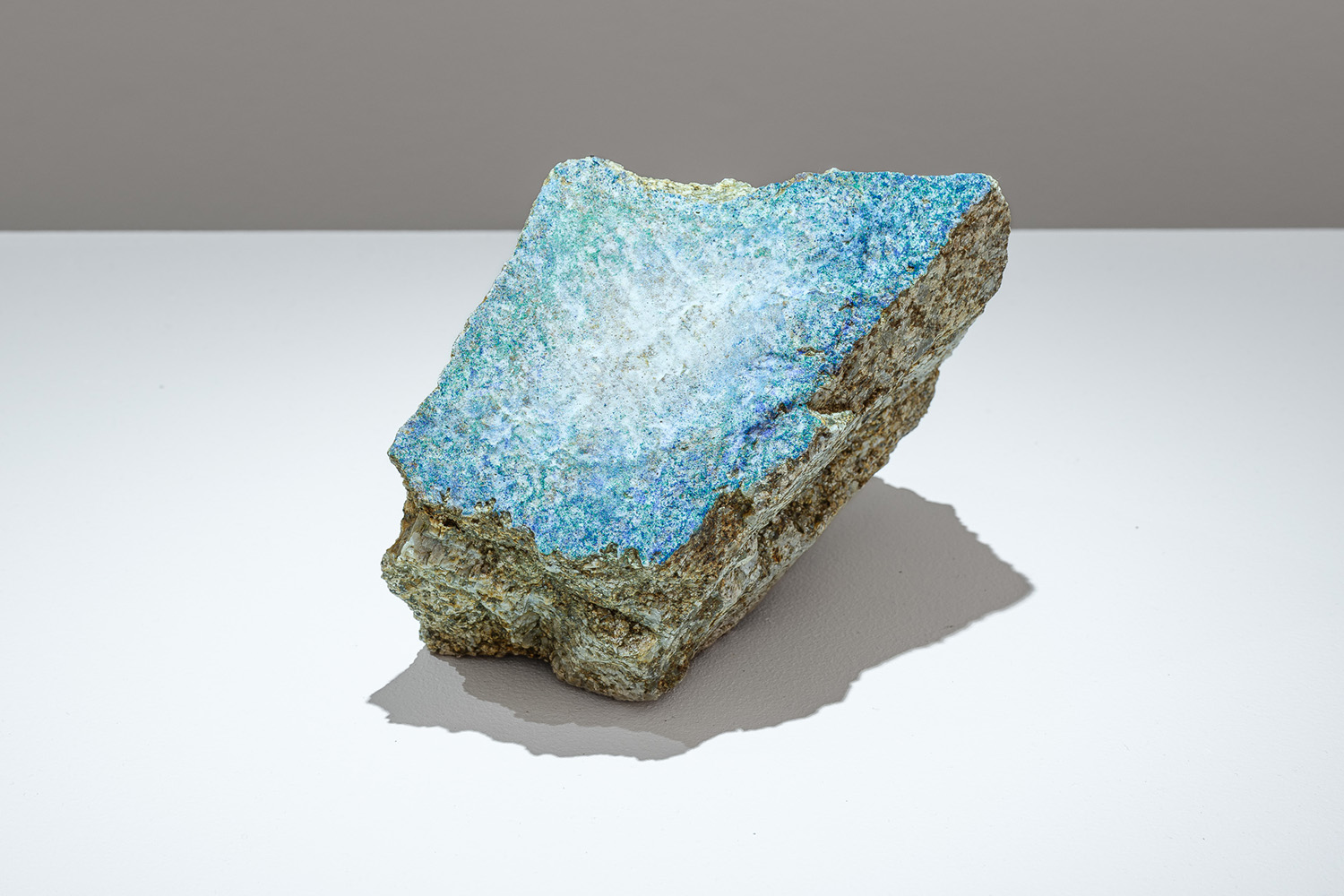 Vue de l’exposition Eternity de l'artiste Makoto Ofune à la Galerie Enrico Navarra, Paris, 2025