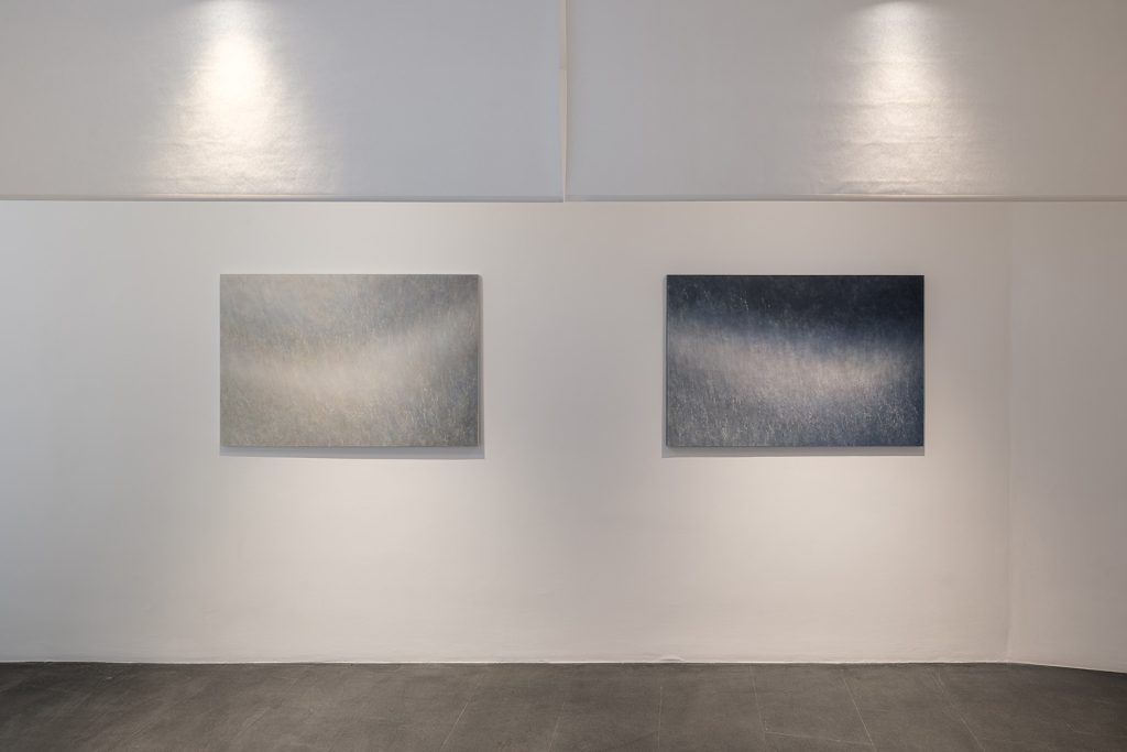 Vue de l’exposition Eternity de l'artiste Makoto Ofune à la Galerie Enrico Navarra, Paris, 2025