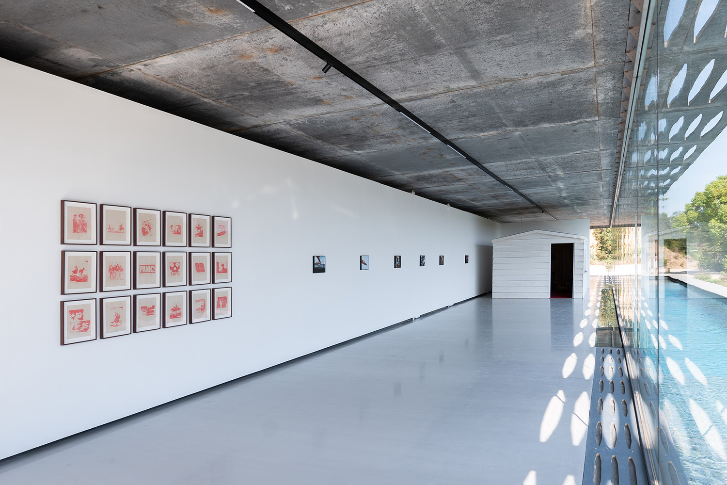 Vue de l’exposition Faith de l'artiste Matt McCormick à la Villa Navarra, Le Muy, France, 2024