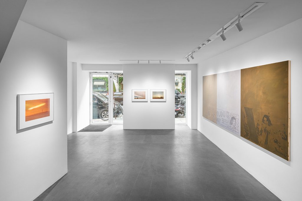 Vue de l’exposition Running on Empty de l'artiste Matt McCormick à la Galerie Enrico Navarra, Paris, France, 2025